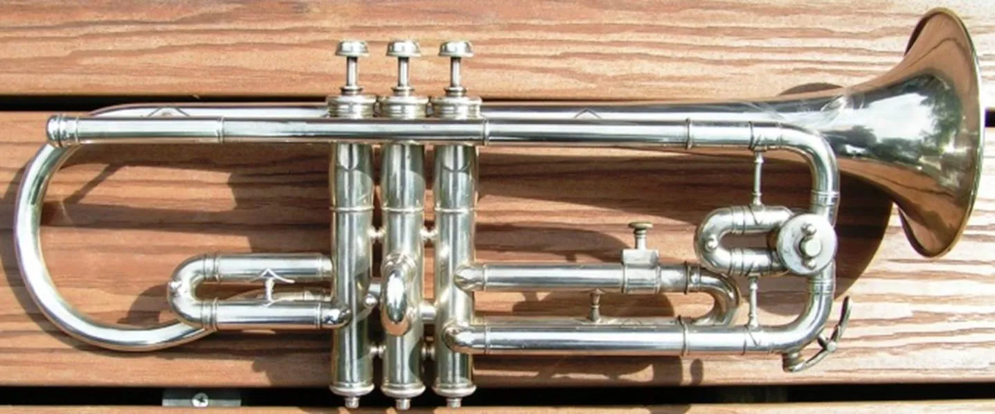 Holton - First trumpet design